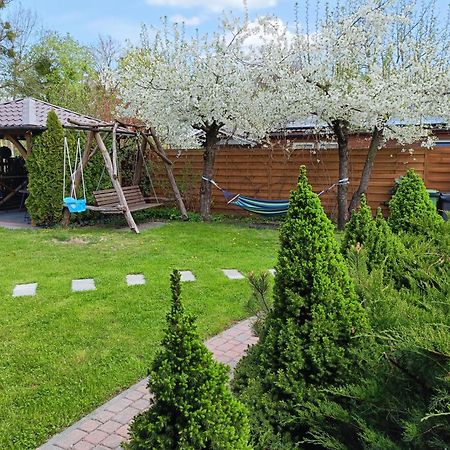 Domek Letniskowy W Centrum Mikolajek Миколайки Экстерьер фото